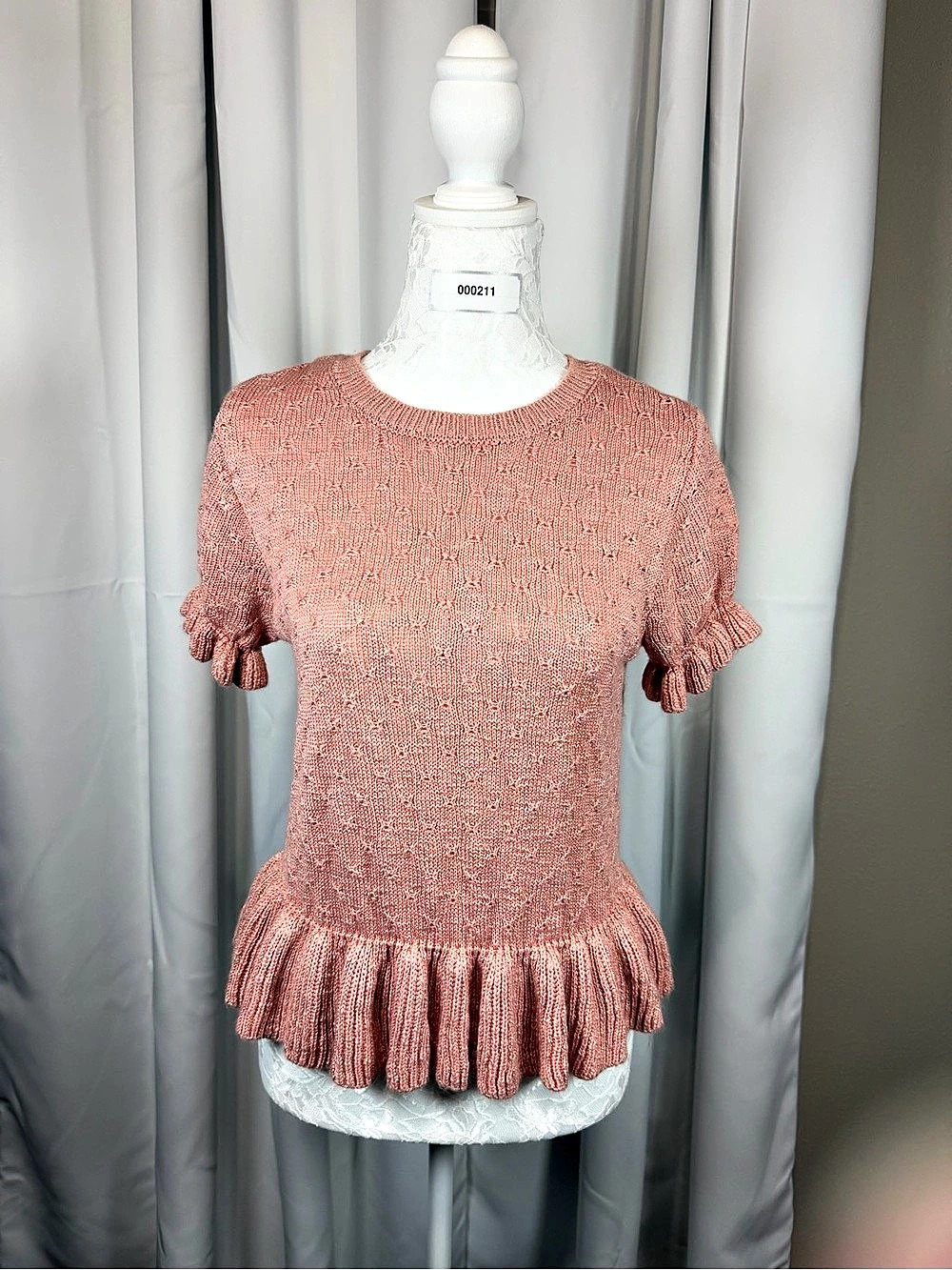 LC Lauren Conrad Women’s Large Pink Ruffle Peplum Short Sleeve Knit Sweater